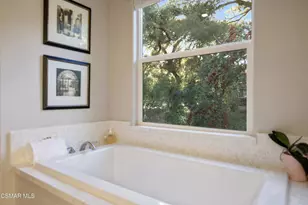 141 Sherwood Dr, Westlake Village, CA 91361 - Photo 12