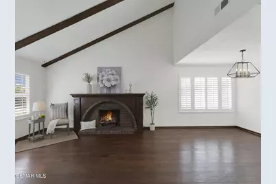 5851 E Malton Avenue, Simi Valley, CA 93063 - Photo 6