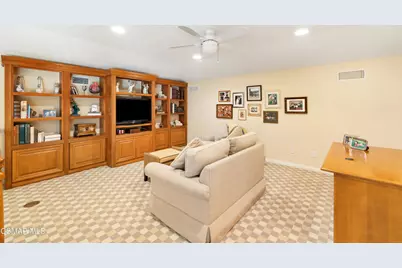 3138 Heavenly Ridge Street, Thousand Oaks, CA 91362 - Photo 18