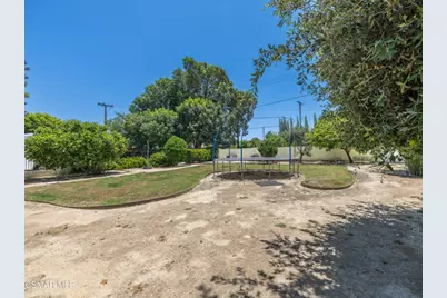 582 El Lado Drive, Simi Valley, CA 93065 - Photo 40