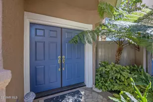 2924 Blazing Star Dr, Thousand Oaks, CA 91362 - Photo 2