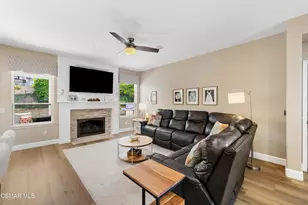 1504 Applefield St, Thousand Oaks, CA 91320 - Photo 12