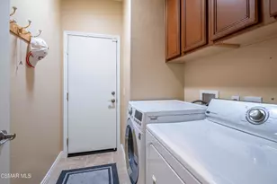 248 Windrose Ct, Newbury Park, CA 91320 - Photo 28