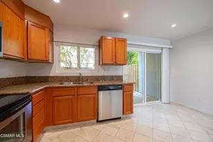 30529 Canwood St, Agoura Hills, CA 91301 - Photo 4