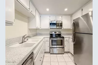 516 Spring Road #113, Moorpark, CA 93021 - Photo 14