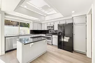 28908 Hollow Brook Ave, Agoura Hills, CA 91301 - Photo 12