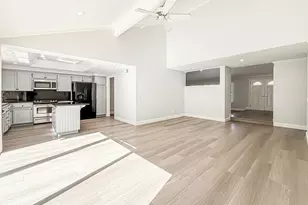 28908 Hollow Brook Ave, Agoura Hills, CA 91301 - Photo 10