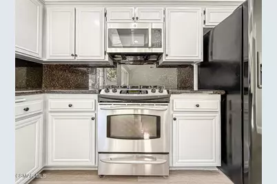 28908 Hollowbrook Avenue, Agoura Hills, CA 91301 - Photo 14