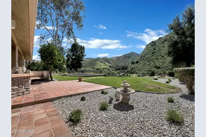 1590 Meander Drive, Simi Valley, CA 93065 - Photo 40