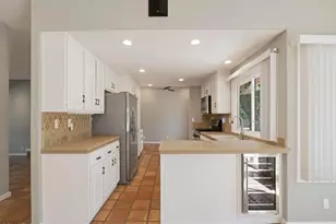 1590 Meander Dr, Simi Valley, CA 93065 - Photo 12