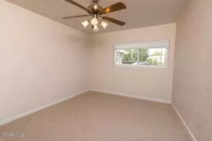 22312 Mobile St, Woodland Hills, CA 91303 - Photo 16