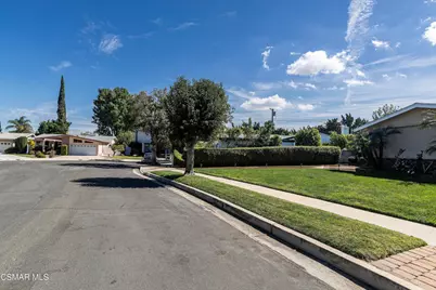 22312 Mobile Street, Woodland Hills, CA 91303 - Photo 20