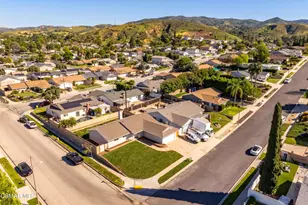 952 Moffatt Cir, Simi Valley, CA 93065 - Photo 38