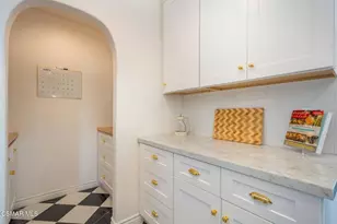 975 Loma Vista Pl, Santa Paula, CA 93060 - Photo 14