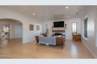 975 Loma Vista Place, Santa Paula, CA 93060 - Photo 8