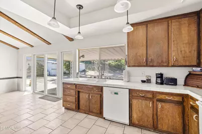 884 Bennett Street, Simi Valley, CA 93065 - Photo 10