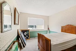 884 Bennett St, Simi Valley, CA 93065 - Photo 16