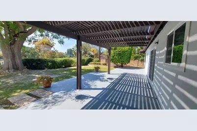 22 Van Dyke Street, Thousand Oaks, CA 91360 - Photo 24