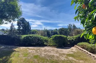 22 Van Dyke St, Thousand Oaks, CA 91360 - Photo 2