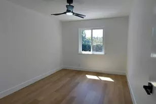 22 Van Dyke St, Thousand Oaks, CA 91360 - Photo 20