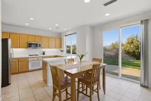 3205 Pine View Dr, Simi Valley, CA 93065 - Photo 14