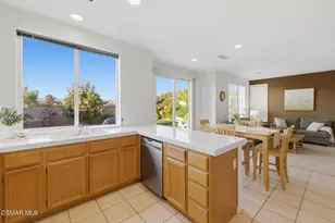 3205 Pine View Dr, Simi Valley, CA 93065 - Photo 18