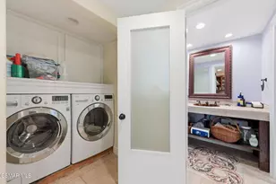 30075 Triunfo Dr, Agoura Hills, CA 91301 - Photo 30