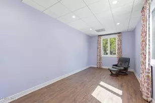 30075 Triunfo Dr, Agoura Hills, CA 91301 - Photo 32