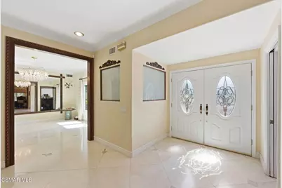 30075 Triunfo Drive, Agoura Hills, CA 91301 - Photo 8