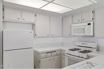 577 Artisan Road #65, Newbury Park, CA 91320 - Photo 6