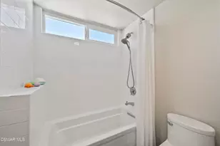 1682 Elmsford Pl, Westlake Village, CA 91361 - Photo 24