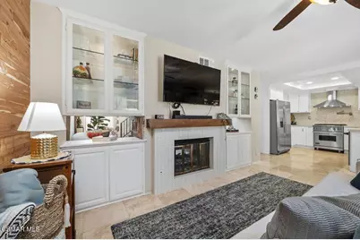 885 Congressional Road, Simi Valley, CA 93065 - Photo 18