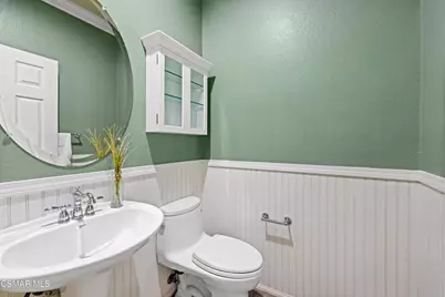 201 Via Antonio, Newbury Park, CA 91320 - Photo 16