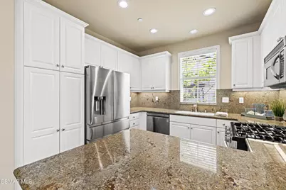 201 Via Antonio, Newbury Park, CA 91320 - Photo 14