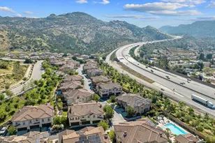 2464- Blossom Ridge Ct, Simi Valley, CA 93063 - Photo 38