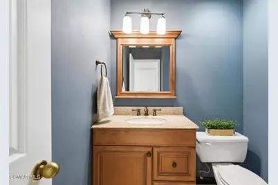 2280 Meadowside Drive, Thousand Oaks, CA 91362 - Photo 14