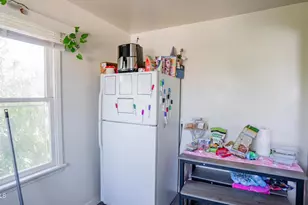 605 Lincoln Ave, Bakersfield, CA 93308 - Photo 12