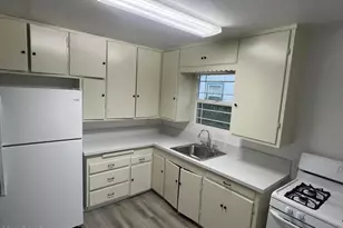 605 Lincoln Ave, Bakersfield, CA 93308 - Photo 48