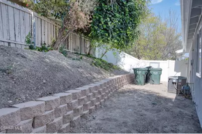 886 Yorkshire Avenue, Thousand Oaks, CA 91360 - Photo 38