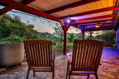 6652 Smoke Tree Avenue, Oak Park, CA 91377 - Photo 22