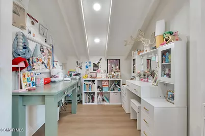 12208 Cherry Grove Street, Moorpark, CA 93021 - Photo 44