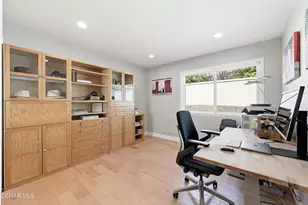 2103 Valleyfield Ave, Thousand Oaks, CA 91360 - Photo 40