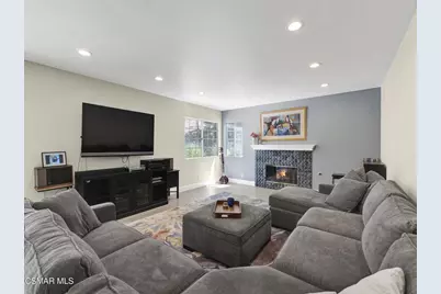 780 Covewood Street, Oak Park, CA 91377 - Photo 8