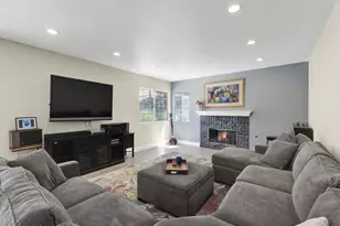 780 Covewood St, Oak Park, CA 91377 - Photo 8