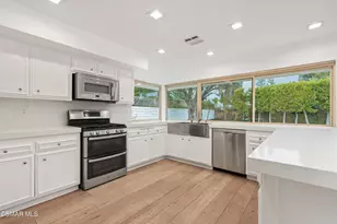 4531 Coolhaven Ct, Westlake Village, CA 91361 - Photo 16