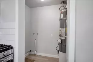 350 S Oildale Dr, Bakersfield, CA 93308 - Photo 10