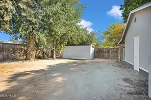 350 S Oildale Dr, Bakersfield, CA 93308 - Photo 28