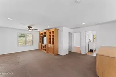 21815 Denise Lane, Saugus, CA 91390 - Photo 20
