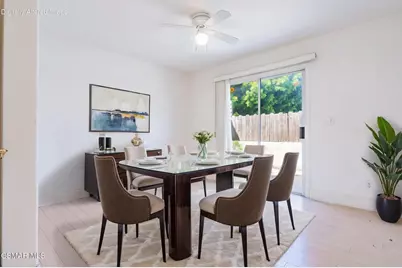 9245 Woodman Avenue #7, Arleta, CA 91331 - Photo 10