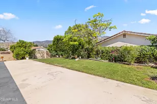 2050 Cheam Ave, Simi Valley, CA 93063 - Photo 22